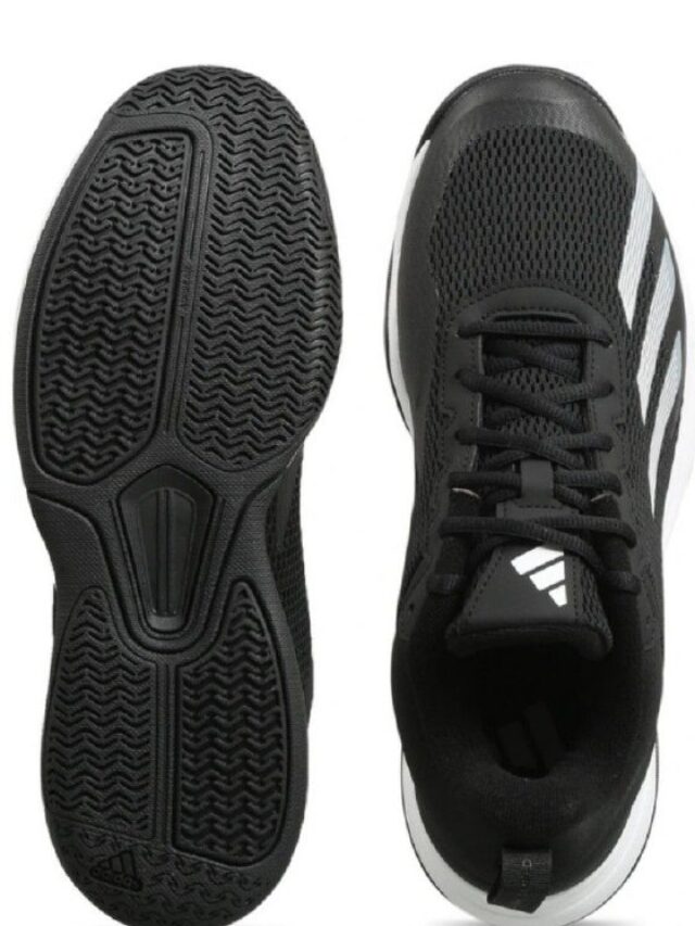 adidas का ये जूता sport’s के लिए परफेक्ट है! जरूर देखें!